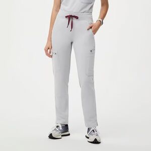 NWOT ⋆ FIGS | High-Waisted Yola Scrub Bottoms — Cement